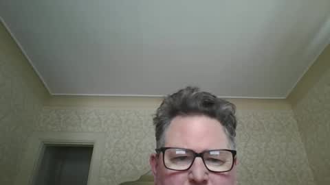 bluemoose70 online show from December 4, 2024, 5:22 pm