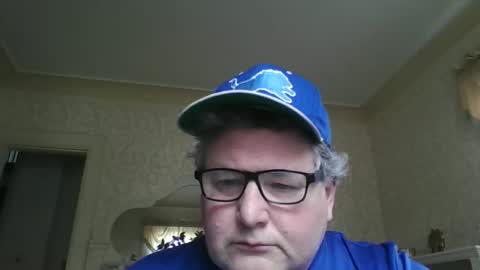 bluemoose70 online show from April 3, 2026, 7:23 pm