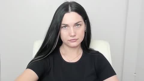 Kelly online show from October 31, 2025, 6:47 am