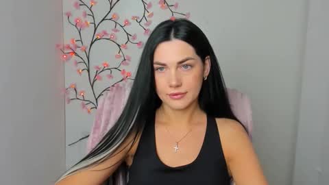 Kelly online show from April 24, 2026, 5:43 am