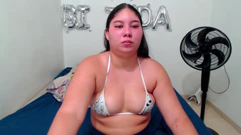 Snapshot of blumbum chatting on January 16, 2025, 10:55 pm  Hey guysI am BrendaWelcome my room online show from January 16, 2025, 10:55 pm