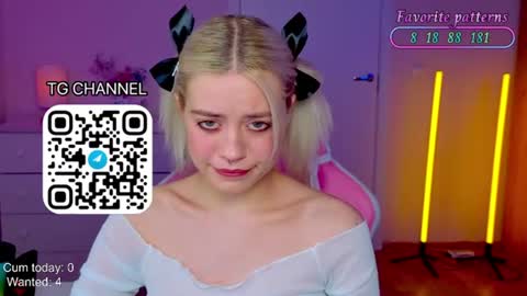 Snapshot of blush_im_crush chatting on June 25, 2026, 2:21 pm Wendy online show from June 25, 2026, 2:21 pm