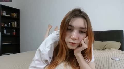 Snapshot of blush_lover chatting on October 6, 2025, 8:01 am Kate online show from October 6, 2025, 8:01 am