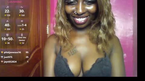 Snapshot of blushbelle chatting on April 13, 2026, 1:38 pm Belle online show from April 13, 2026, 1:38 pm