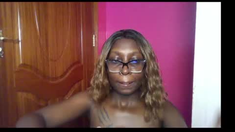 Snapshot of blushbelle chatting on April 15, 2026, 2:35 pm Belle online show from April 15, 2026, 2:35 pm