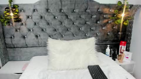 blushhabex2 online show from March 24, 2026, 2:44 pm