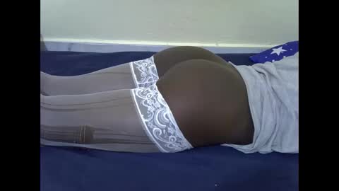 Snapshot of blushing_bunny chatting on March 5, 2026, 9:22 pm Bunny online show from March 5, 2026, 9:22 pm