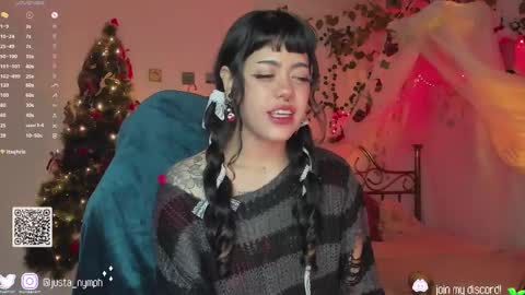 Snapshot of blushing_nymph chatting on December 19, 2024, 2:12 am Im Nym Justa nymph on twitter and IG online show from December 19, 2024, 2:12 am