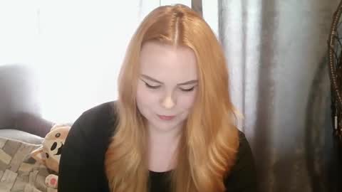 blushing_star online show from July 6, 2026, 3:03 pm