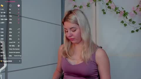 Snapshot of blushkitty chatting on September 24, 2025, 7:50 pm Chloe online show from September 24, 2025, 7:50 pm