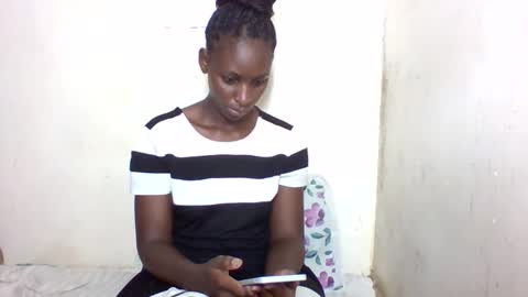 Snapshot of blushsiren01 chatting on April 18, 2026, 8:40 am blushsiren01 online show from April 18, 2026, 8:40 am