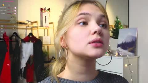 Snapshot of blytheaven chatting on December 26, 2024, 8:21 pm Erica online show from December 26, 2024, 8:21 pm