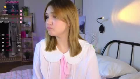 Snapshot of blytheaven chatting on March 11, 2025, 5:35 pm Erica online show from March 11, 2025, 5:35 pm