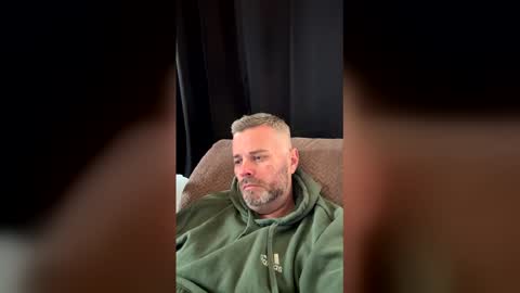 Snapshot of bmatt1903 chatting on February 22, 2026, 7:01 pm BMATT1903 online show from February 22, 2026, 7:01 pm