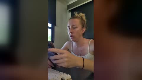 MamaMorgan online show from February 4, 2026, 4:35 pm