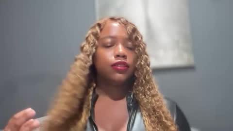 Snapshot of bnwo_goddess chatting on October 29, 2025, 8:21 pm online show from October 29, 2025, 8:21 pm