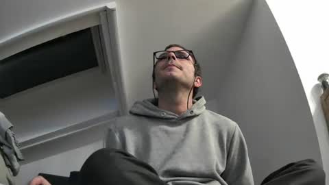 bo22222222 online show from November 25, 2025, 8:20 pm