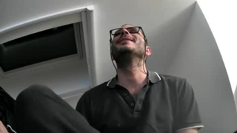 bo22222222 online show from June 13, 2026, 9:24 pm