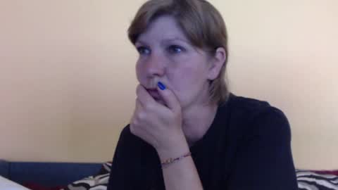 SlutWife online show from May 3, 2026, 1:50 pm