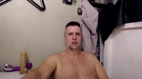 Dan online show from October 25, 2025, 3:18 pm