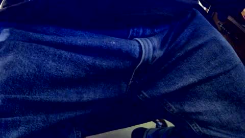 Snapshot of bobbie420_ chatting on December 11, 2024, 3:13 am bobbie420_ online show from December 11, 2024, 3:13 am