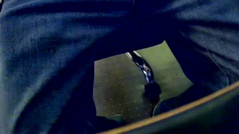 Snapshot of bobbie420_ chatting on December 28, 2024, 2:43 am bobbie420_ online show from December 28, 2024, 2:43 am