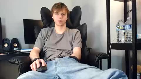 bobby72738 online show from December 5, 2025, 4:54 am