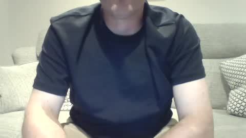 bobby_113 online show from July 5, 2026, 12:17 am