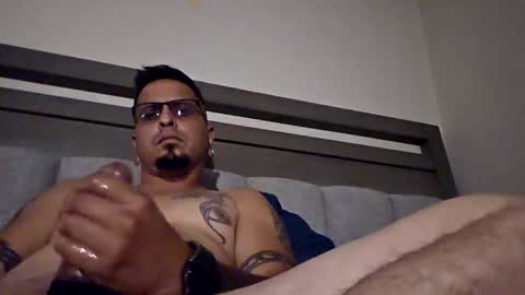 Snapshot of bobbyhill0798 chatting on September 24, 2025, 7:01 am bobbyhill0798 online show from September 24, 2025, 7:01 am