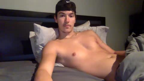 Snapshot of bobo221614 chatting on December 22, 2024, 11:33 am bobo221614 online show from December 22, 2024, 11:33 am