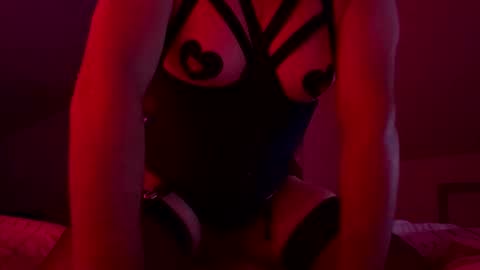 Snapshot of bodiddly64 chatting on October 20, 2025, 4:24 am bodiddly64 online show from October 20, 2025, 4:24 am