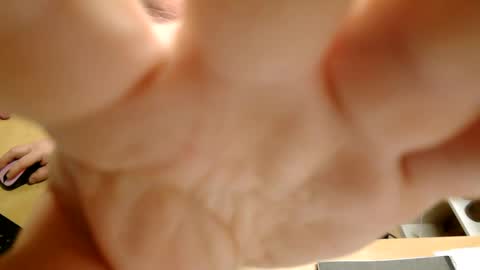 bodymen1 online show from February 2, 2026, 11:58 pm