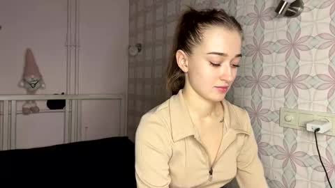 bohemia777 online show from December 14, 2025, 9:41 pm