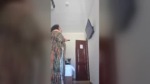 BohoBabeLaxy online show from July 31, 2026, 10:14 am