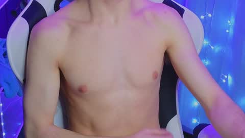ALEXPVT IS OPEN online show from January 12, 2025, 9:19 pm