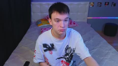 ALEXPVT IS OPEN online show from February 4, 2025, 5:12 pm