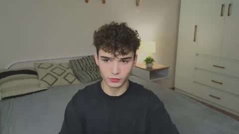 Snapshot of boicute chatting on October 14, 2025, 8:26 am ALEXPVT IS OPEN online show from October 14, 2025, 8:26 am