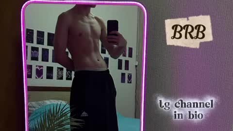 Snapshot of boicute chatting on October 21, 2025, 10:38 am ALEXPVT IS OPEN online show from October 21, 2025, 10:38 am