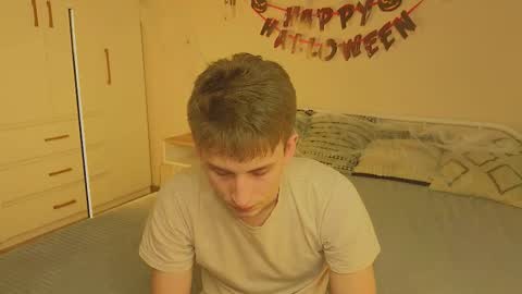 Snapshot of boicute chatting on October 29, 2025, 6:04 am ALEXPVT IS OPEN online show from October 29, 2025, 6:04 am