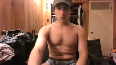 Snapshot of boigym chatting on June 18, 2026, 4:35 am sexy swimmer online show from June 18, 2026, 4:35 am