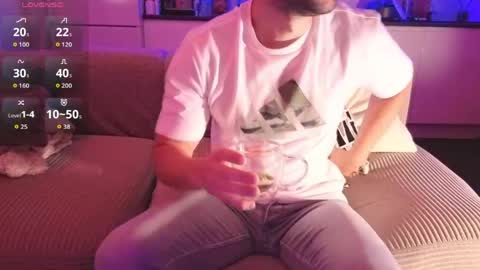 boiteasex online show from May 18, 2026, 6:30 am