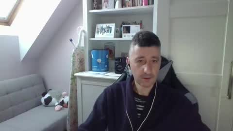 bojanin online show from December 21, 2025, 8:54 am