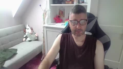 bojanin online show from May 17, 2026, 10:11 am