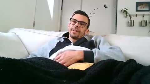 bomale89 online show from February 21, 2025, 12:28 pm