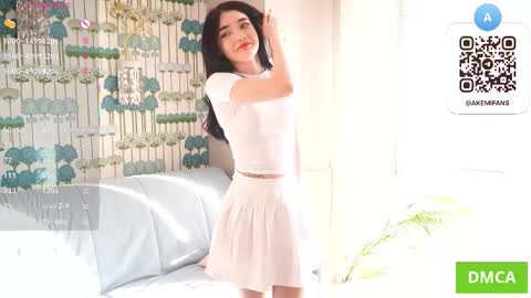 Akemi online show from March 14, 2026, 5:13 am