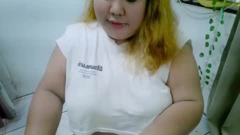 bombastic_darla online show from September 28, 2025, 3:01 am