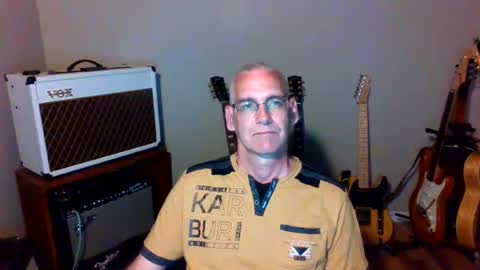 Carl online show from July 12, 2026, 2:02 am