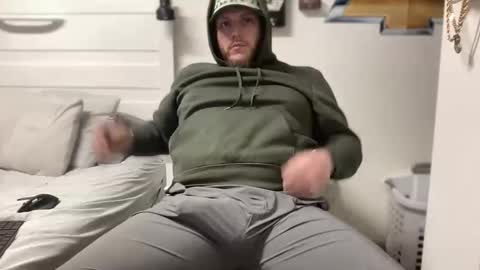 boner4you1994 online show from November 29, 2025, 6:11 pm