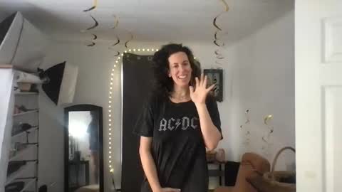 Bonnie online show from January 14, 2025, 2:22 pm