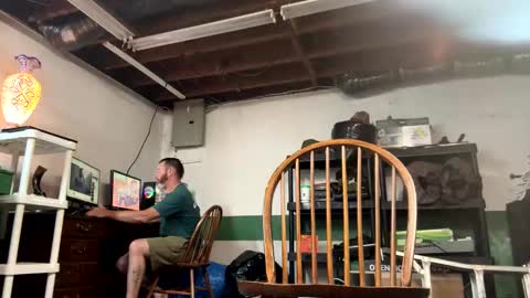 Snapshot of bongripingclitlicker chatting on September 30, 2025, 2:27 am bongripingclitlicker online show from September 30, 2025, 2:27 am